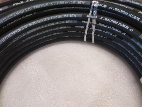 Letkuasennelma kompaktilla 1/2