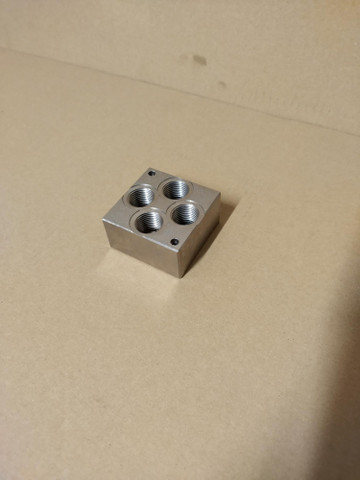 Cetop pohjalaatta pohjalähdöillä 1/2