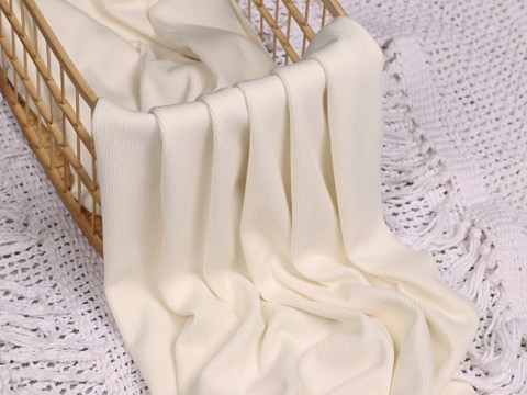 *Lievä II-laatu* PALA n. 70 cm: Ribbiresori, cream