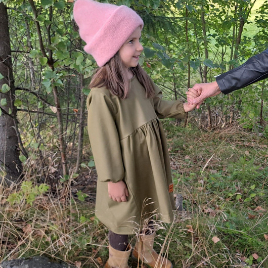 Paperikaava: INKERI lasten mekko, koot 80-140cm 