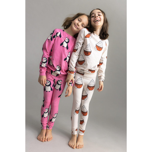 Pyjama Penguin, Pink