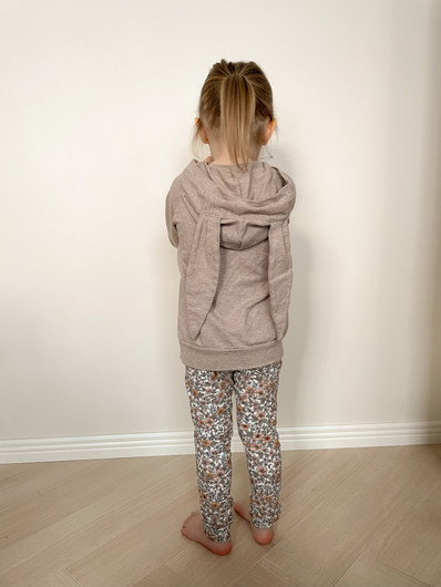 Harjattu Meleerattu Joustocollege: Hiekka