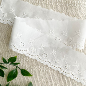 Puuvillabrodyyri: 65mm, valkoinen