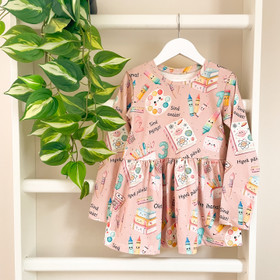 *tulossa lisää marraskuussa* Trikoo: Koulutarvikkeet