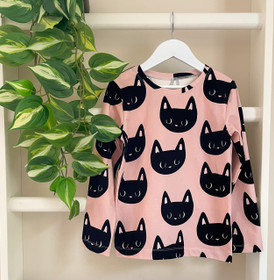 Trikoo: Mustat Kisut, lievä 2-laatu