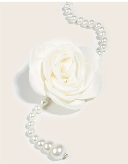 Pearls with Rose koruvyö