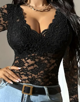 Heart of Black Lace pitsipusero