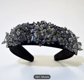Black Luxury hiuspanta mustilla kivillä koristeltuna