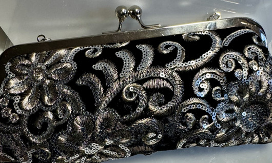 Black and Sparkling is My Style iltalaukku