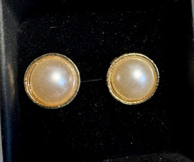 Small and Elegant korvakorut