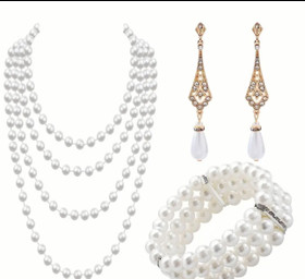 For Your Majesty helmikorusetti; korvakorut, kaula- ja rannekorut