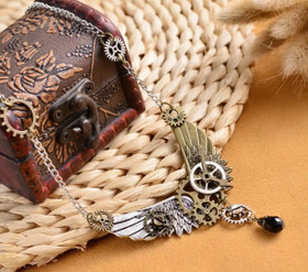 My Steampunk Attitude kaulakoru