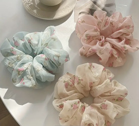 My Romantic Treasure Hiusponnari