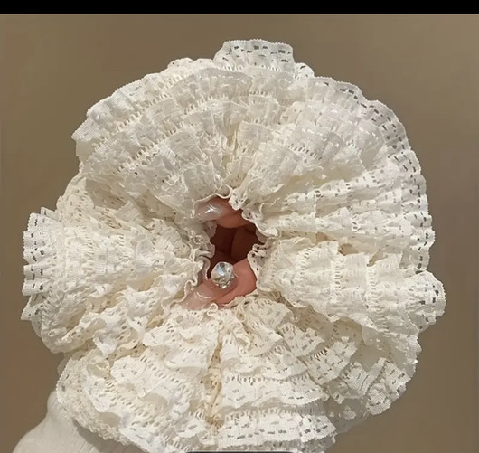 My Hair Loves Lace hiusponnari