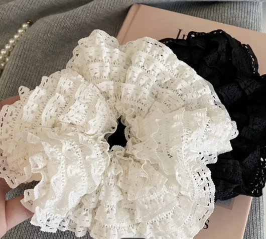 My Hair Loves Lace hiusponnari