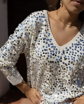 This is my style- paljeteilla koristeltu neulepusero