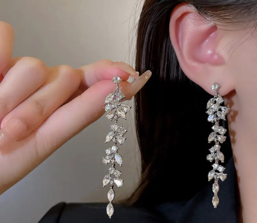 Pretty Gorgeous korvakorut