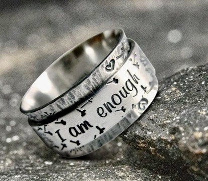 I am Enough sormus