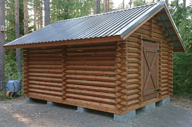 Puuliiteri neliöhirrestä 3x4 m, harjakatto