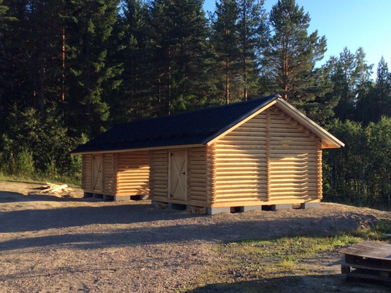 Parilato neliöhirrestä 4x9 m, harja- tai pulpettikatto