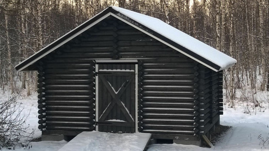 Puuliiteri neliöhirrestä 4x4 m, harja- tai pulpettikatto