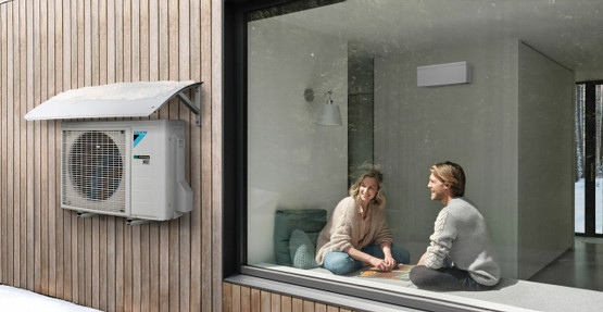 Ilmalämpöpumppu Daikin Stylish 30 N musta lämmitys-/jäähdytyskäyttöön