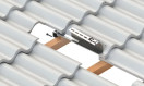 Aurinkopaneelin kattokiinnike tiilikatolle Orima Easy Rail