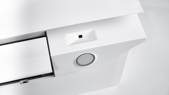 Ilmalämpöpumppu Daikin Emura 30 N musta lämmitys-/jäähdytyskäyttöön