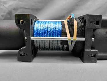 Runva Mönkijä 12v Sähkövinssi 4500lbs (2041kg) 4.5p Dyneema köydellä