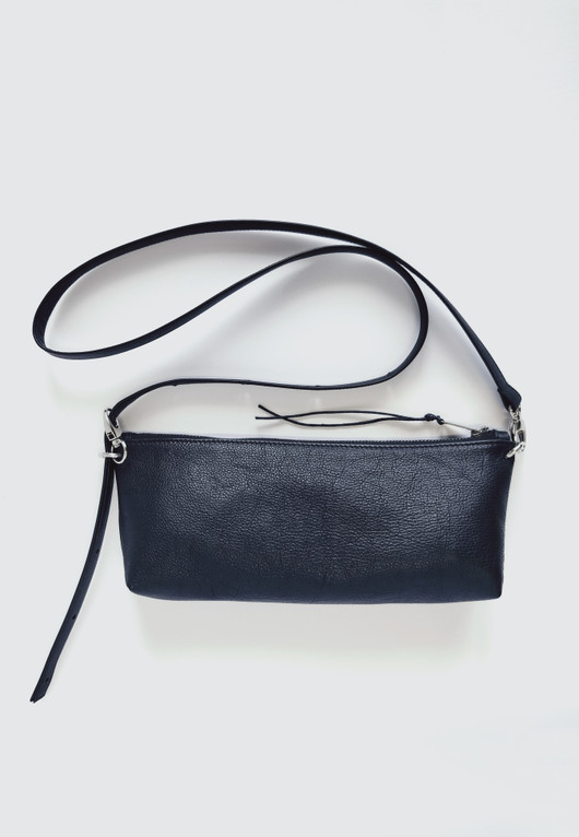 bette_leatherbag