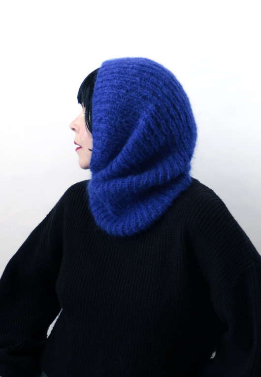 tuubihuppukauluri_electricblue