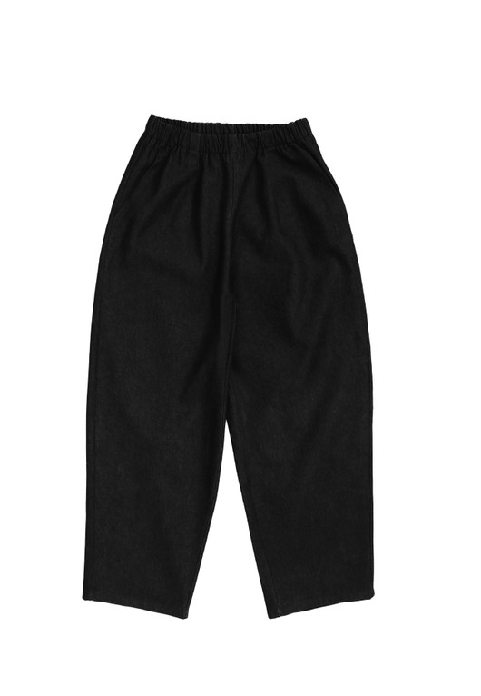 hazel_black_denim