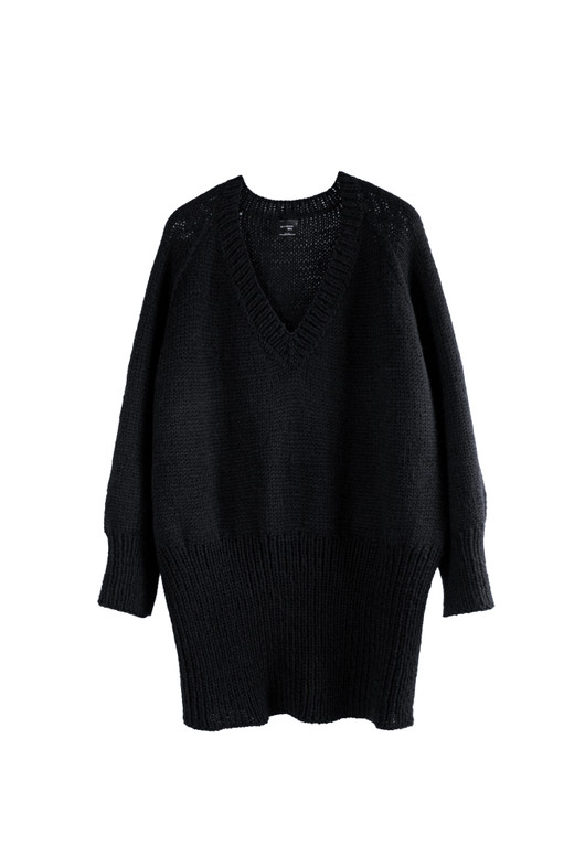 v-neck_black_knit