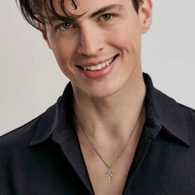 Nomination Italy- Kaulakoru, teräs risti. Musta Timantti