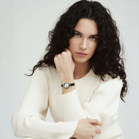 MOCKBERG- Belle Oval Leather Watch, rannekello