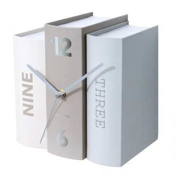 Karlsson- Kirja, pöytäkello. USEITA VÄREJÄ!