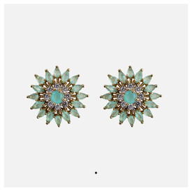 Snö of Sweden- Judith ear. Gold. USEITA VÄRIVAIHTOEHTOJA! 