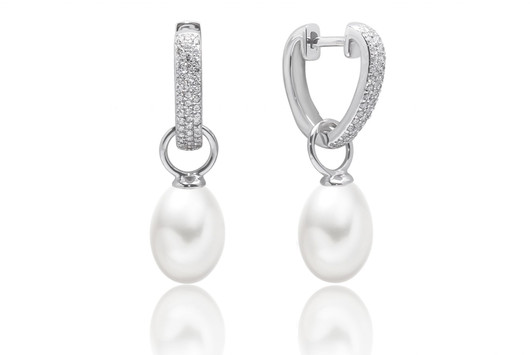 Gaura Pearls- Helmikorvakorut, hopea ja makeanvedenhelmi