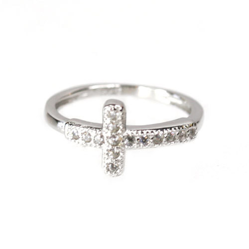 Classic silver- Ristisormus, hopea. USEITA KOKOJA!