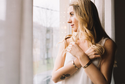 OLLA- viestisi ranteessa, USKO ITSEESI. Useita värejä!