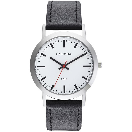 Leijona- Nasten rannekello. USEITA VÄREJÄ!