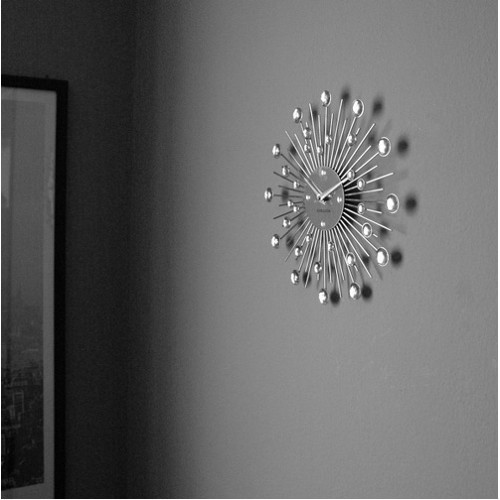 Karlsson- Sunburst, seinäkello. 30cm. USEITA VÄREJÄ!