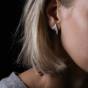 Finnfeelings- Fenix , hopeakorvakorut