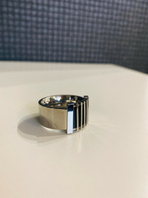 Robert Friman- Sormus, miesten/unisex. Teräs