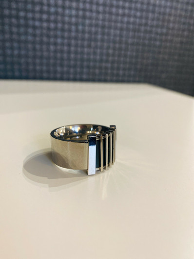 Robert Friman- Sormus, miesten/unisex. Teräs