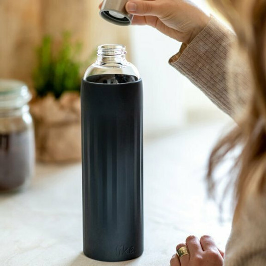 Villeroy&Boch- ToGo & ToStay -lasinen juomapullo, musta, 1 L