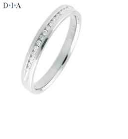 D I A - Timanttisormus, valkokulta