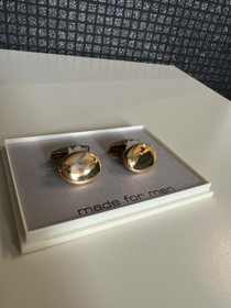 Saurum- Kalvosinnapit. Kulta