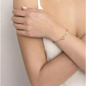 Nomination Italy- Milleluci, kirjain rannekoru. USEITA KIRJAIMIA!