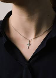 Saurum- Risti, ketjulla. Hopea